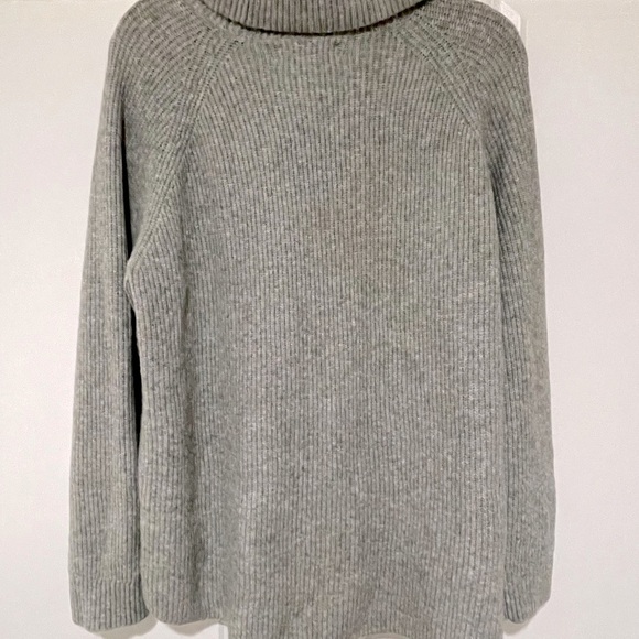 NWT loft, soft sweater szXL - Picture 2 of 5